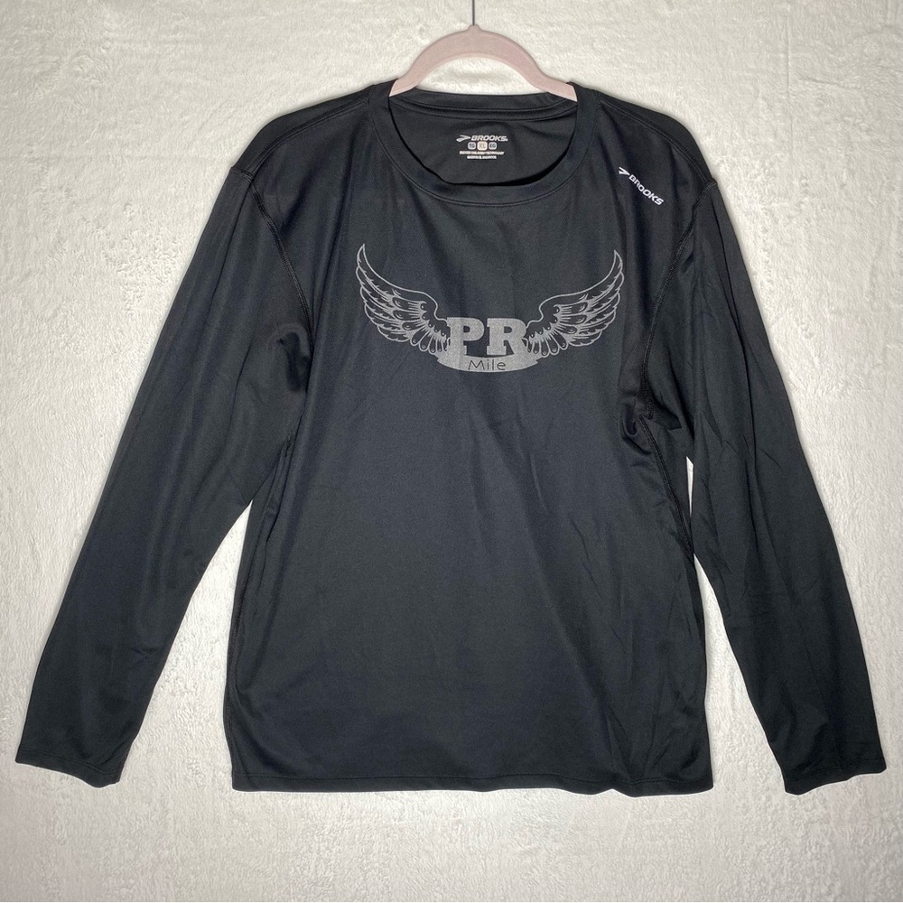 Brooks black long sleeve crew neck mens athletic top Size: XL Outdoor Activewear